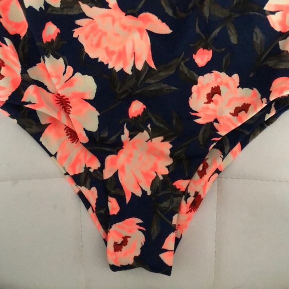 *NWT* Tori Praver one piece swimsuit - New! - Picture 5 of 7